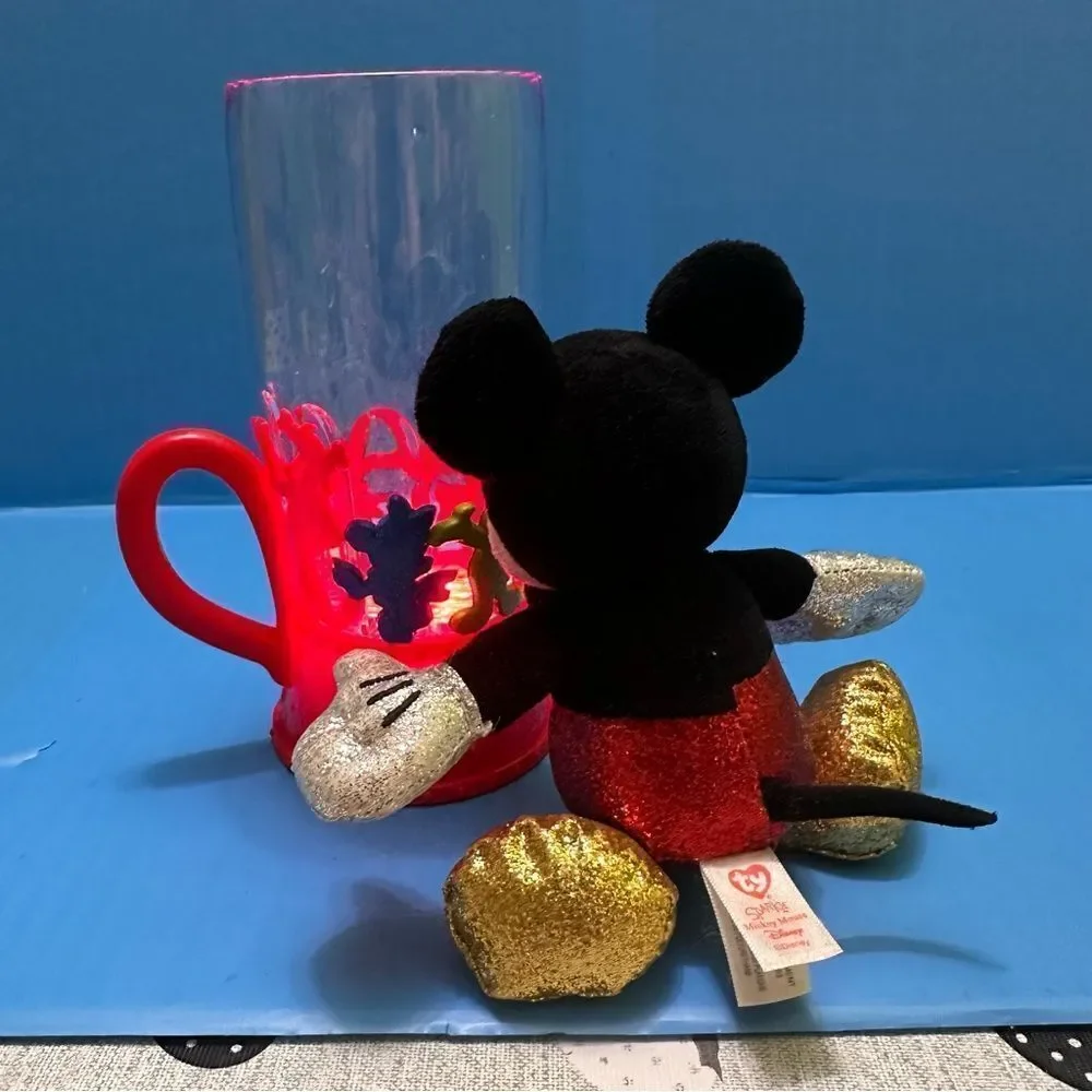 Disney on Ice Flashing lights cup